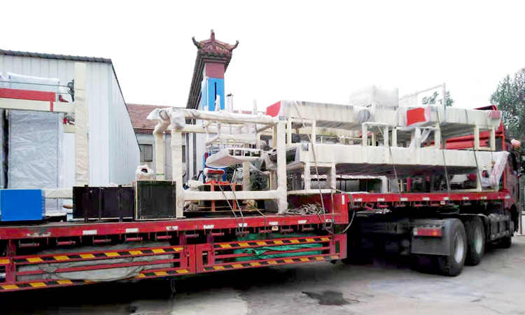 碼垛機、纏繞機發(fā)貨